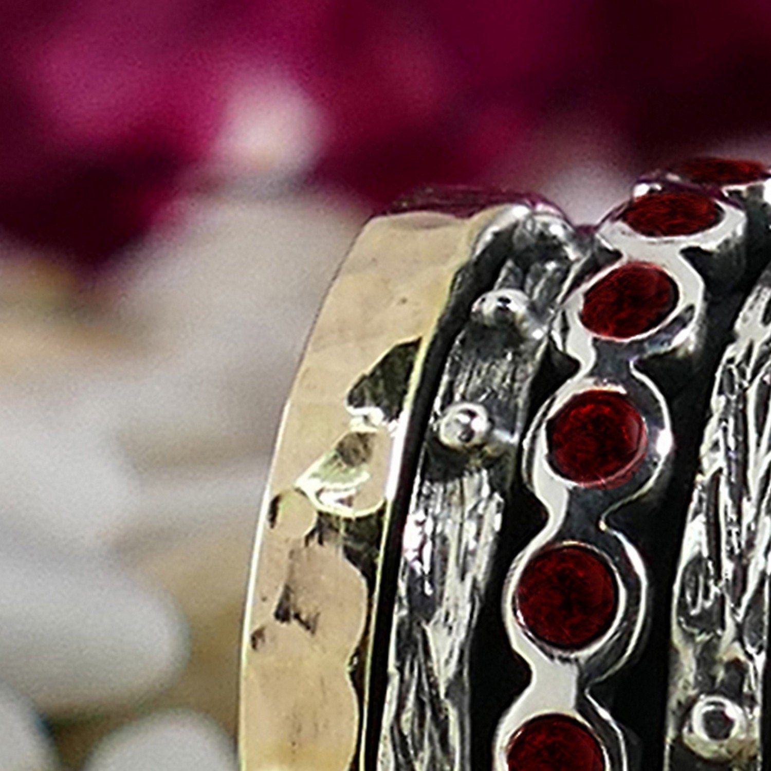 Natural Red Garnet Gemstone Ring, 1.6 Carat Mixed Metal Two Tone Ring, Spinner Ring in 9k Gold and Sterling Silver