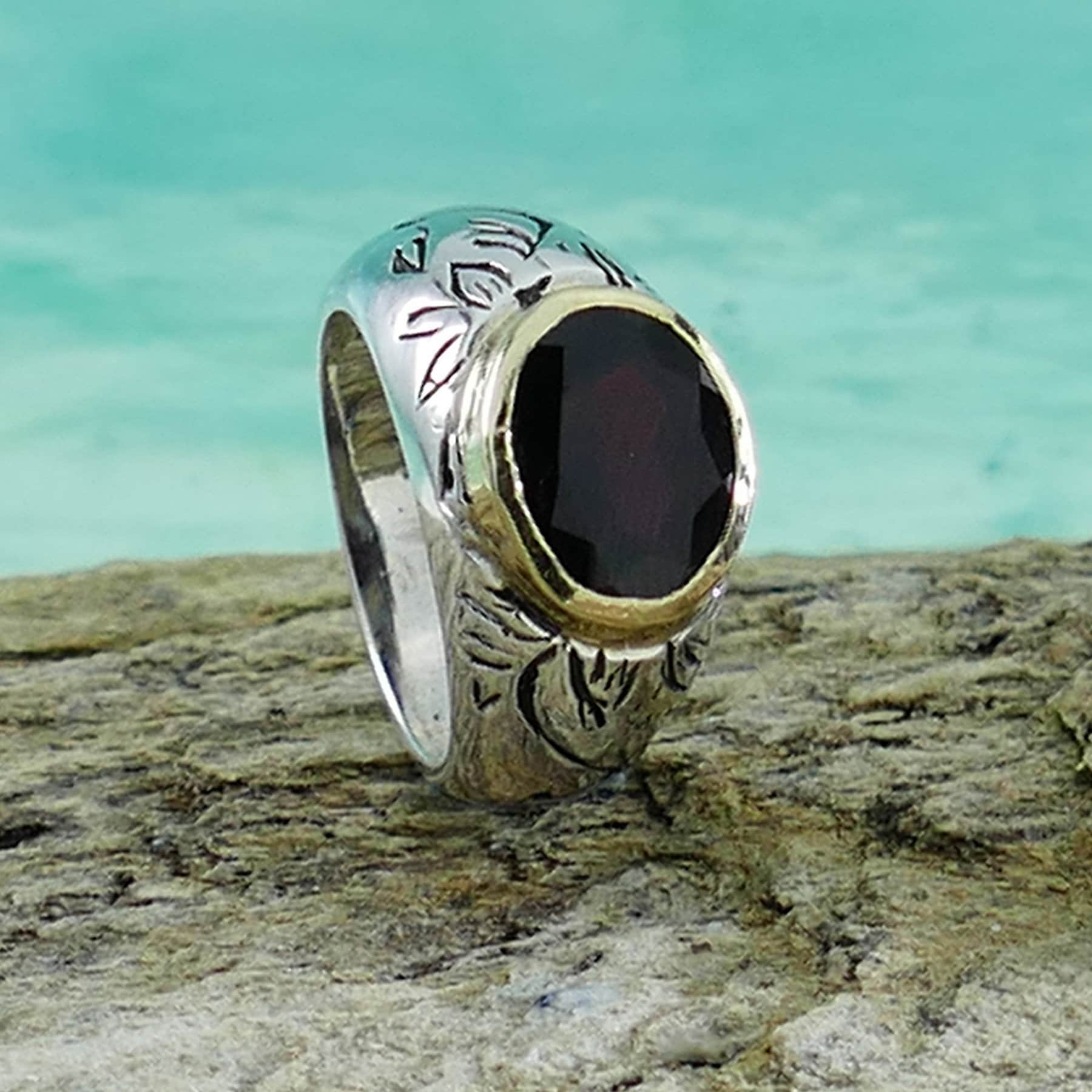 Garnet Mixed Metal Ring 4.7 Carat Natural Red Garnet Gemstone Two Tone Solid 9k Yellow Gold and 925 Sterling Silver Unique unisex ring