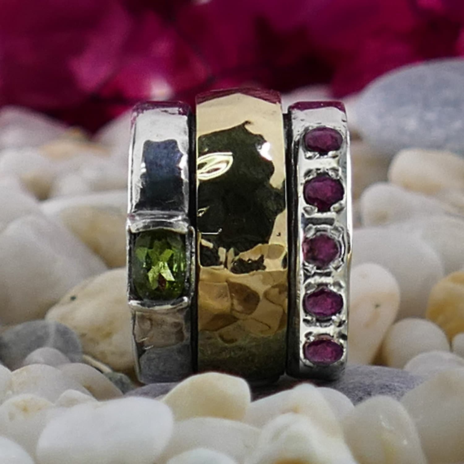 Handmade Ladies Spinner Ring – Tourmaline in Gold & Silver Design