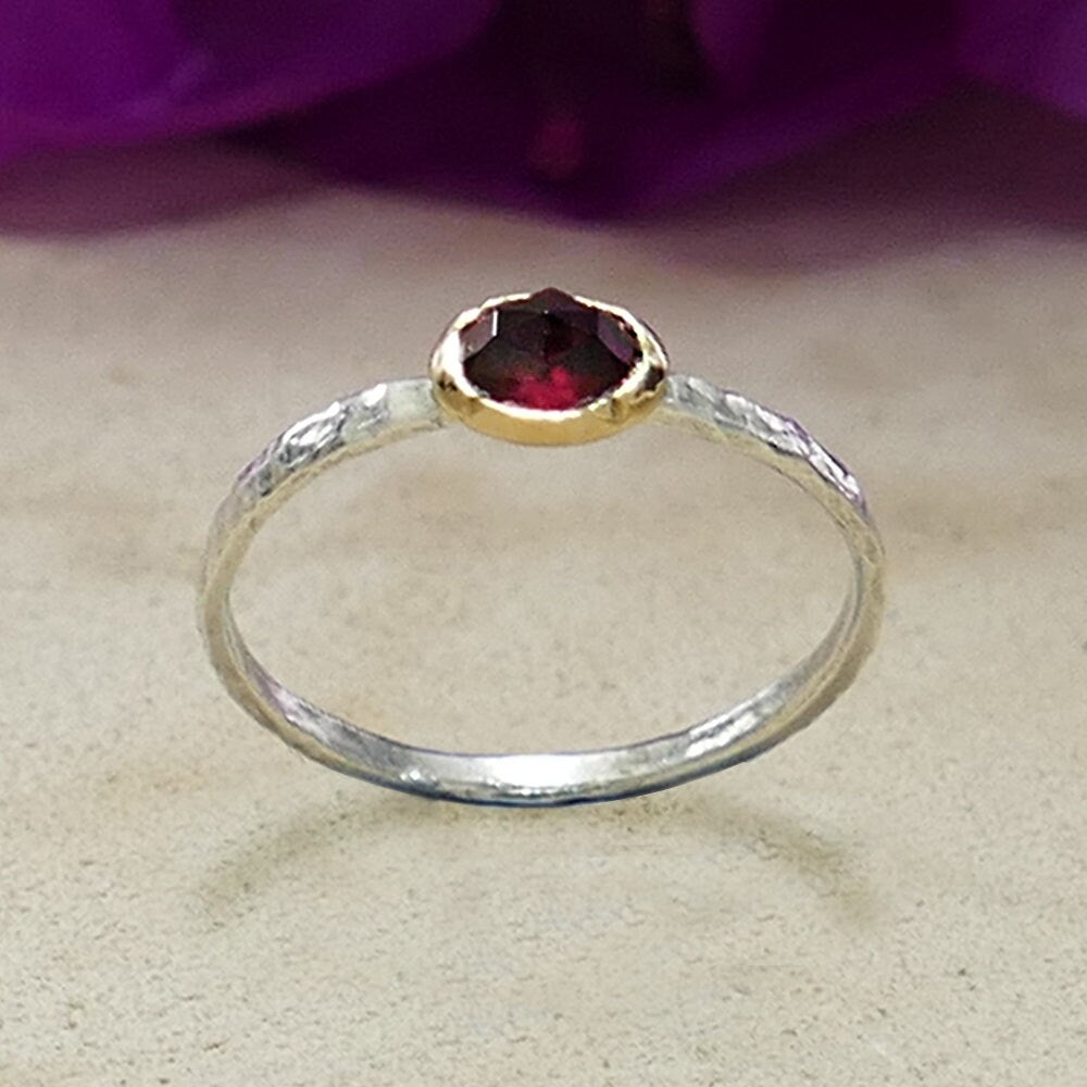 0.6 Carat Red Garnet, Two Tone 9k Gold & 925 Silver, Oval Solitaire Ring