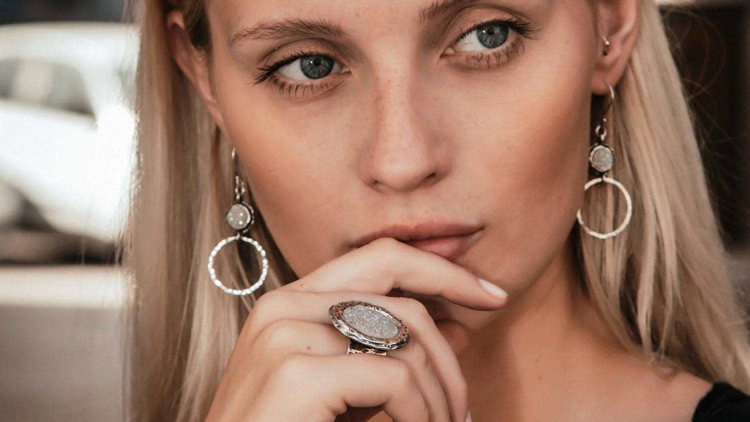 What Does 925 Mean on Jewelry? Everything You Need to Know