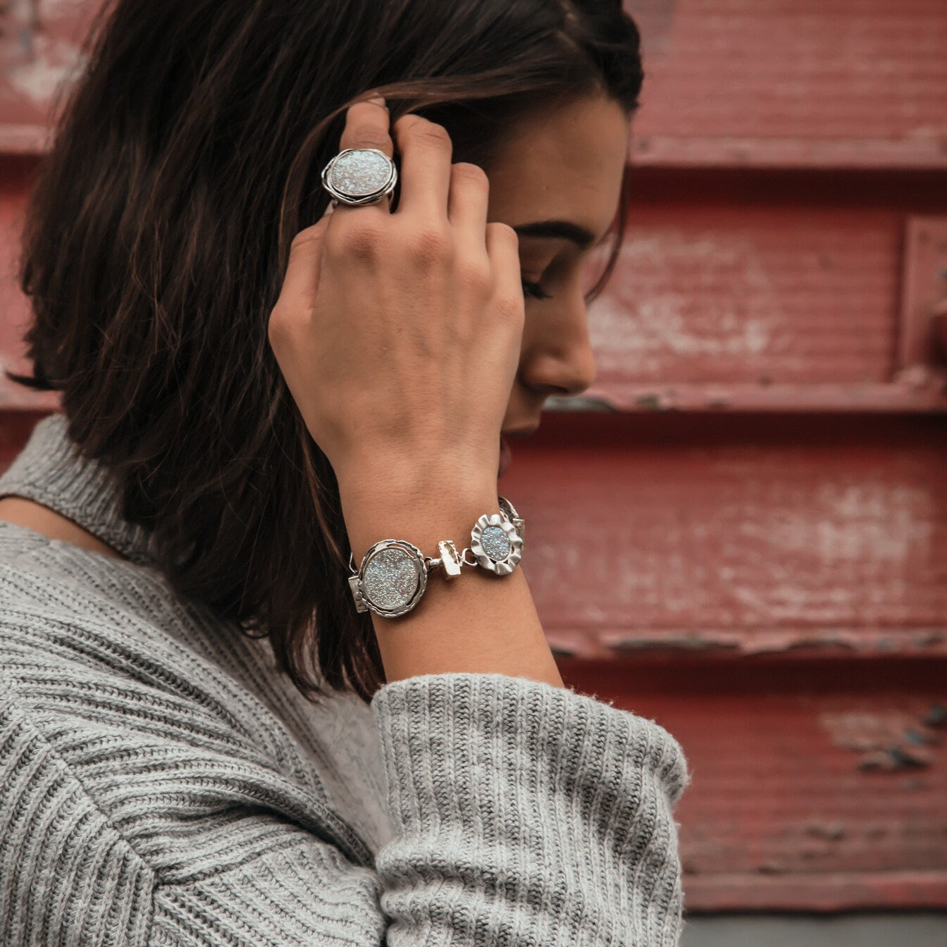 What Is Fashion Jewelry and Why Is It So Popular Today?