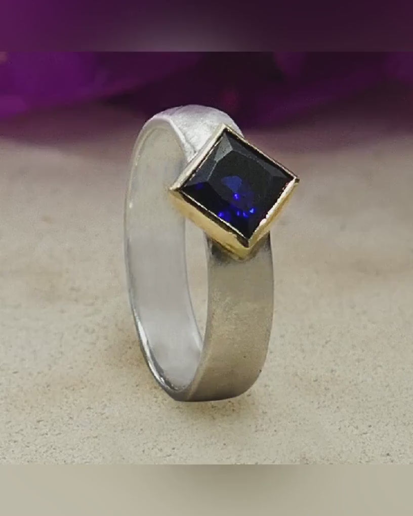 Natural Blue Sapphire Gemstone Mixed Metal Solid 9k Yellow Gold &amp; 925 Sterling Silver Solitaire Ring Gemstone ring Statement Ring