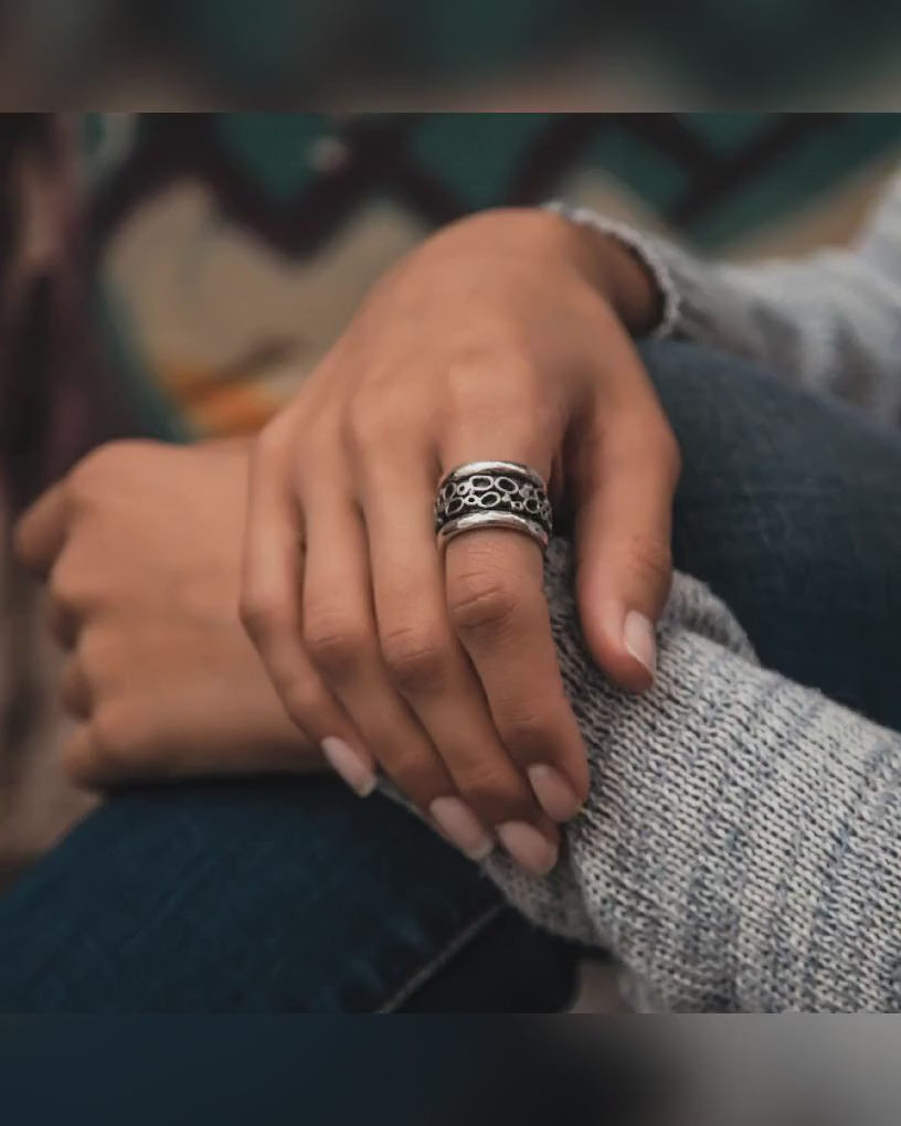 Bold Silver Zen: Statement 925 Silver Meditation Ring