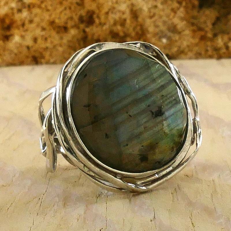 Large Gemstone Ring 925 Sterling Silver 22.3 Carat Natural Green Labradorite Bohemian ring