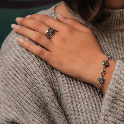 Handcrafted Druzy Silver Ring 4 Carat Gray Agate Druzy Stone Natural crystal quartz solid 925 Sterling Silver Solitaire Ring Gemstone ring