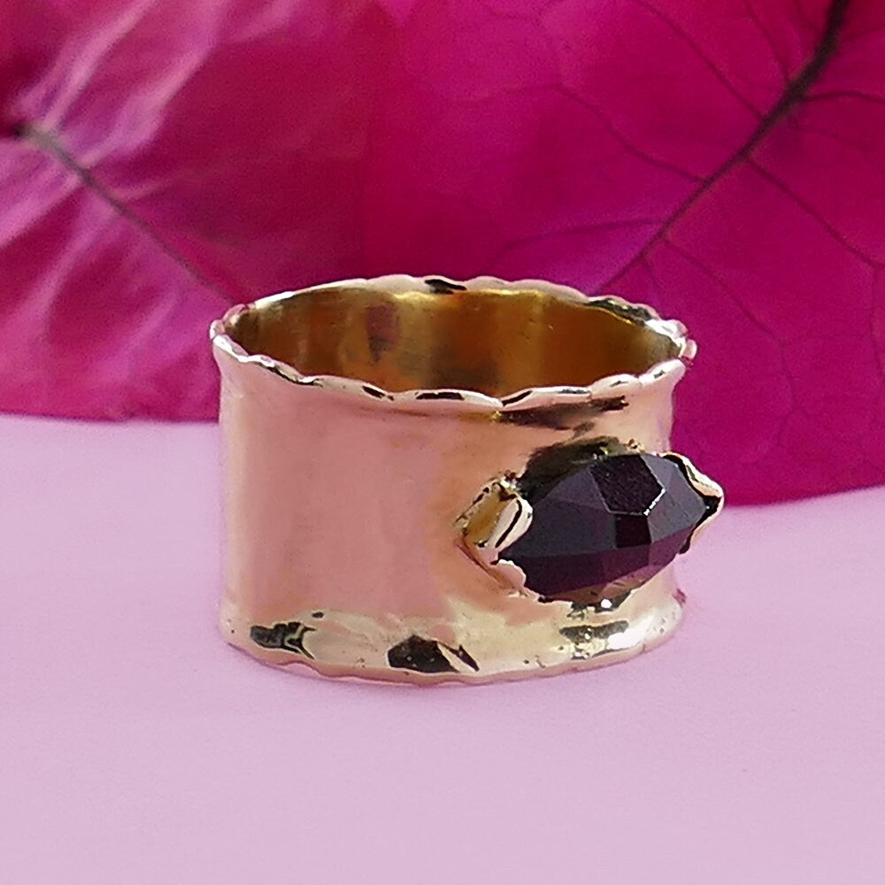 Handmade 14 karat Yellow Gold Red Garnet Statment Ring