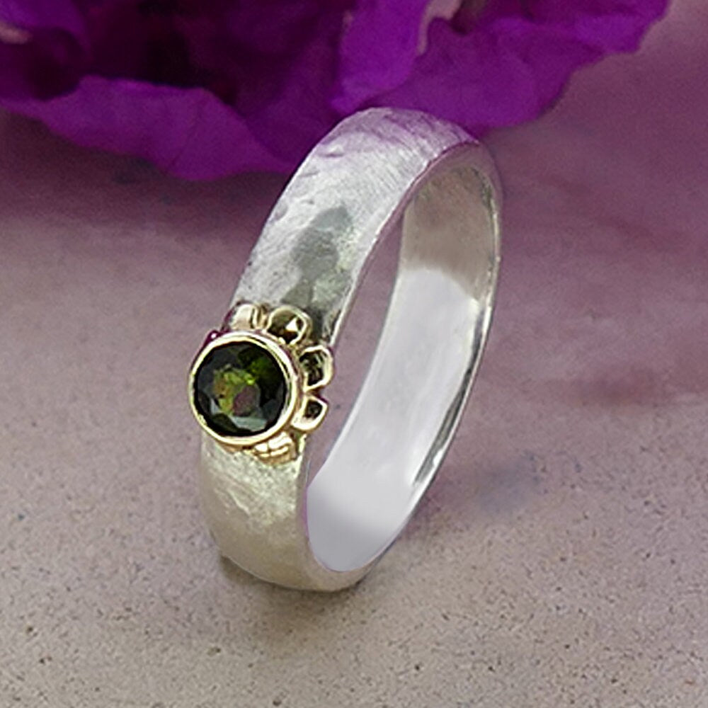 Mixed Metal Ring Natural Green Tourmaline Gemstone Two Tone 9k Gold &amp; 925 Sterling Silver Hammered Silver Ring Engagement Ring