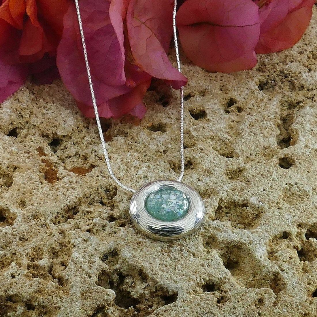 Eternal Beauty: Artisan Silver Necklace with Roman Glass