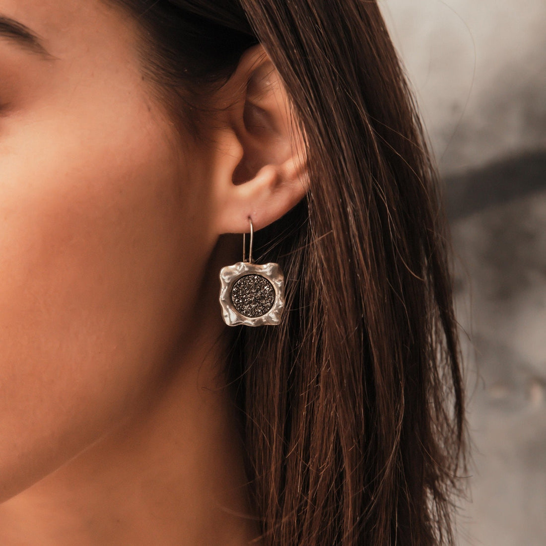 Urban Glamour: Contemporary Silver and Druzy Quartz Earrings