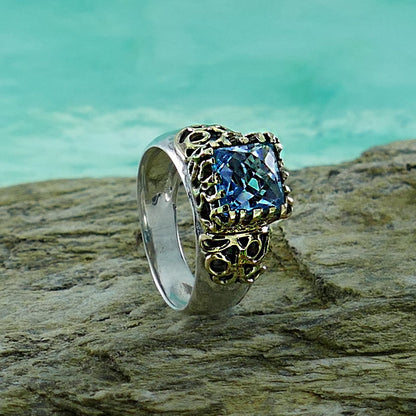 Vintage Blue Topaz two tone Statment Ring Solid 9 karat Yellow Gold and 925 Sterling Silver