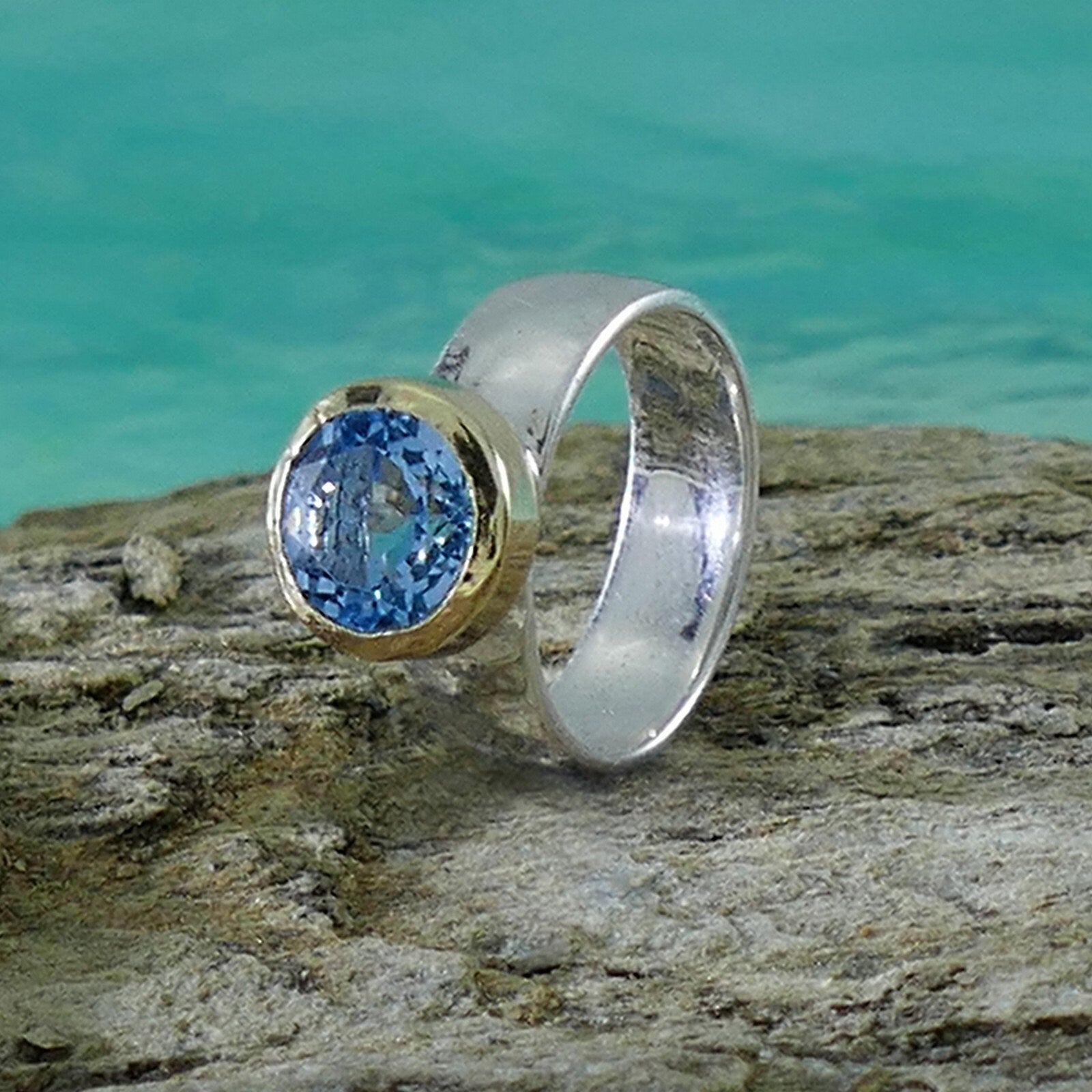 Blue Topaz Mixed Metal Ring 4.5 Carat Natural Blue Topaz Gemstone Two Tone Solid 9k Yellow Gold &amp; 925 Sterling Silver Solitaire Ring Setting