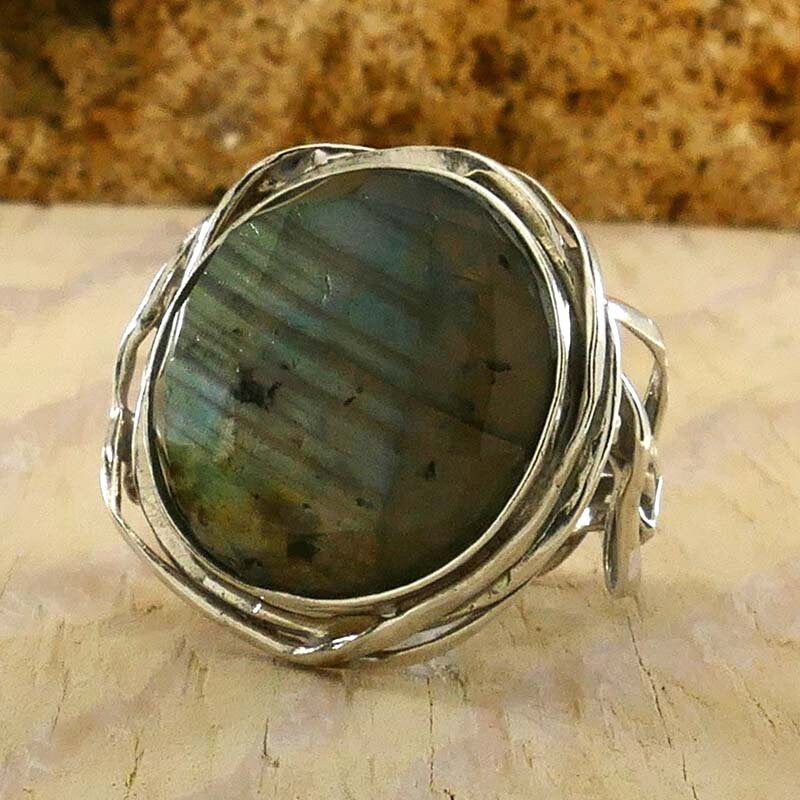 Large Gemstone Ring 925 Sterling Silver 22.3 Carat Natural Green Labradorite Bohemian ring