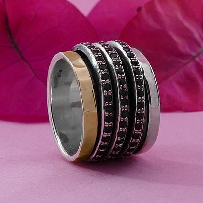 Harmony in Motion: Unique Two-Tone Spinner Ring set with Spinel gemstone