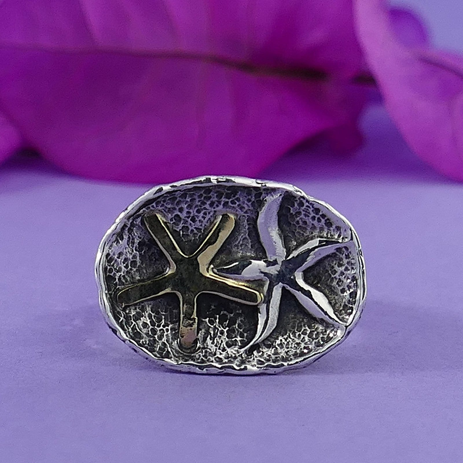 Ocean Opulence: Two-Tone Starfish Oxidied Statement Ring