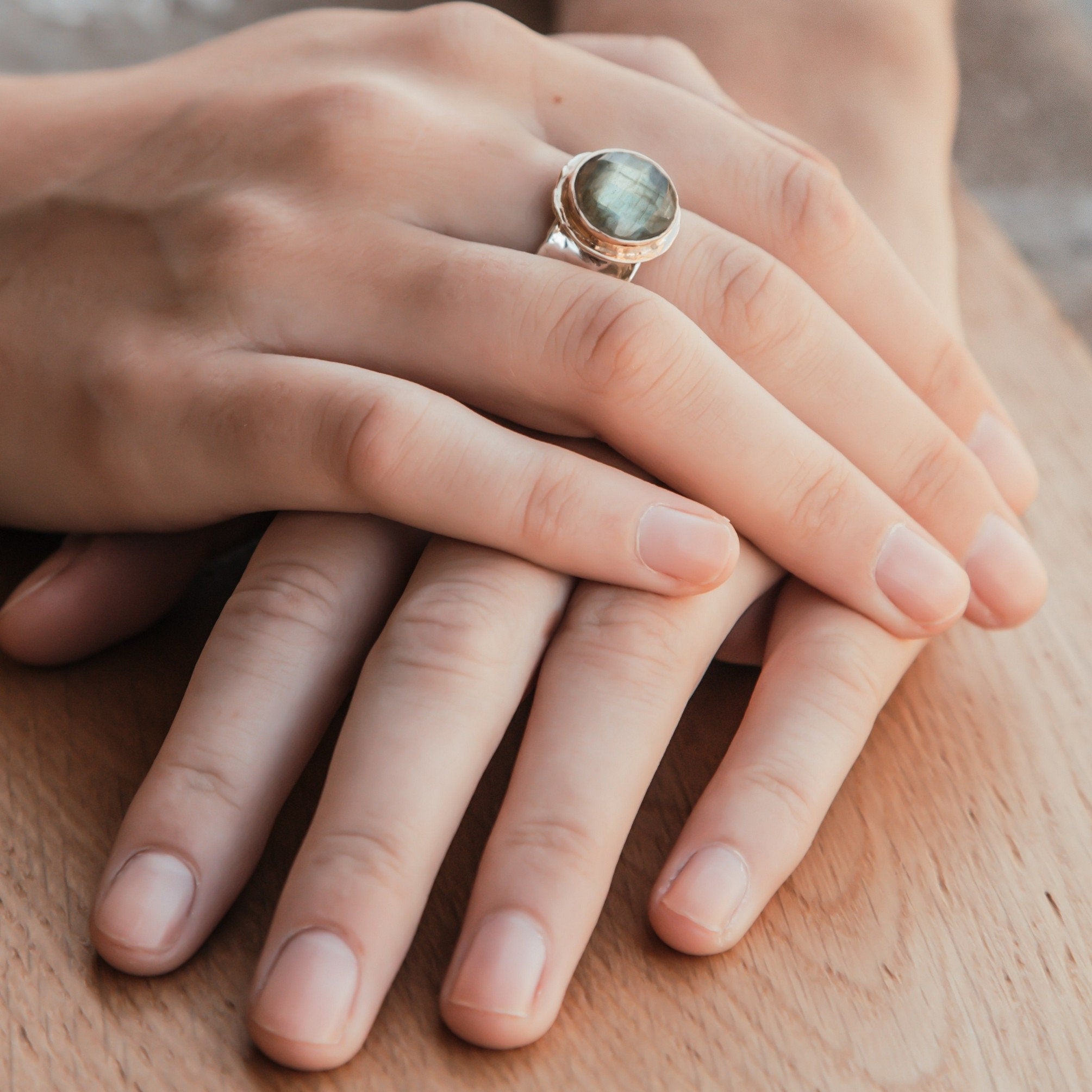 Labradorite Mixed Metal Ring 5.8 Carat Natural Green Labradorite Gemstone Two Tone Solid 9k Yellow Gold &amp; 925 Sterling Silver Solitaire Ring