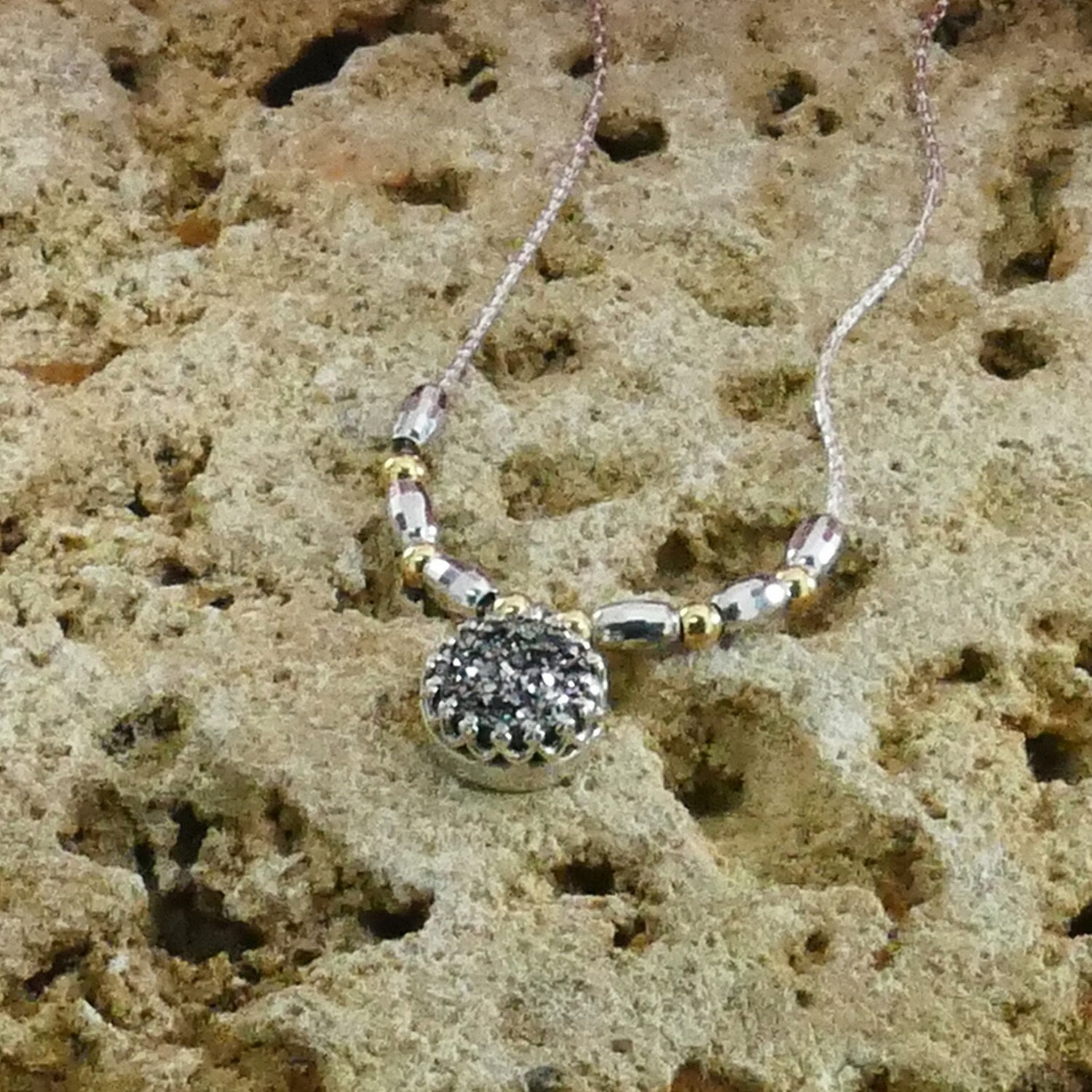 Unique Filigree 925 Sterling Silver Necklace Gray Agate Druzy quartz