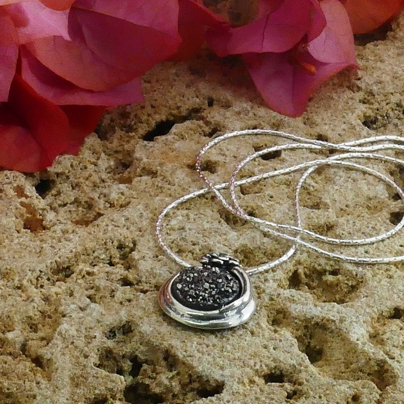 SPIRA Unique Handcrafted 925 Sterling Silver Gray Agate Druzy Rope Pendant Chain Fast and Free Shipping! Boho Chic Necklace Druzy Stone