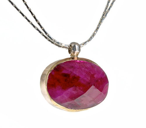 Two Tone Solid 9k Yellow Gold And 925 Sterling Silver Natural Red Ruby Gemstone Double Rope Pendant Chain Style: Pendant Chain Chain Type: Double Rope Length available: 15-20 inches Metal: 9k Yellow Gold 2nd Metal: 925 Sterling Silver Stone: Ruby