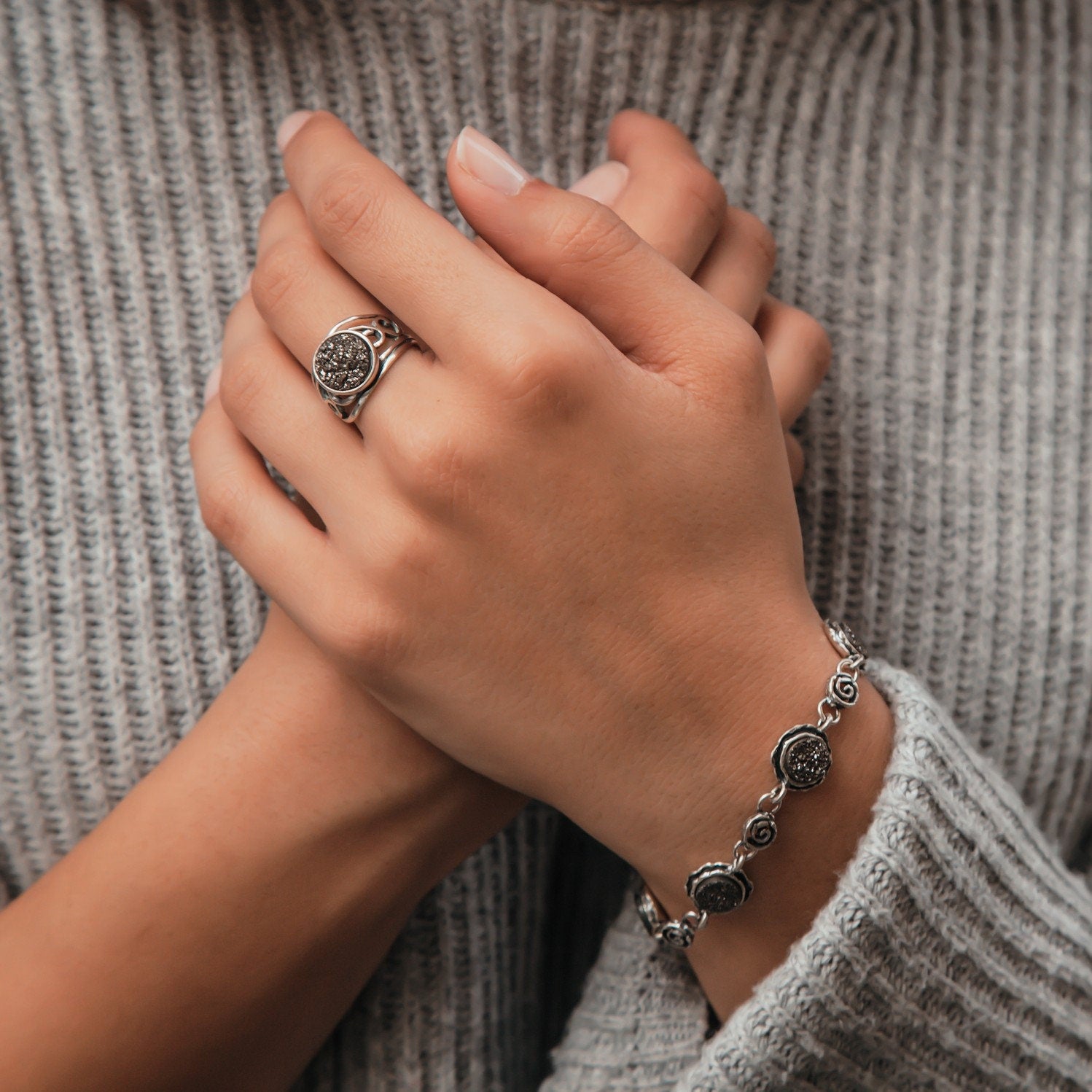 SPIRA handmade Druzy Silver Bracelet 925 Sterling Silver Gray Agate Druzy quartz