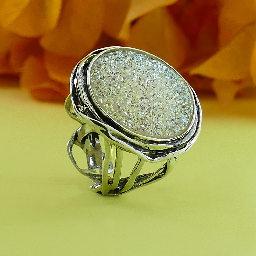 SPIRA Handcrafted Druzy Quartz 925 Sterling Silver Statement Ring Front Width mm: 15.5 Thickness mm: 2 Hight Above The Finger mm: 4.5 Weight gr.: 8.6