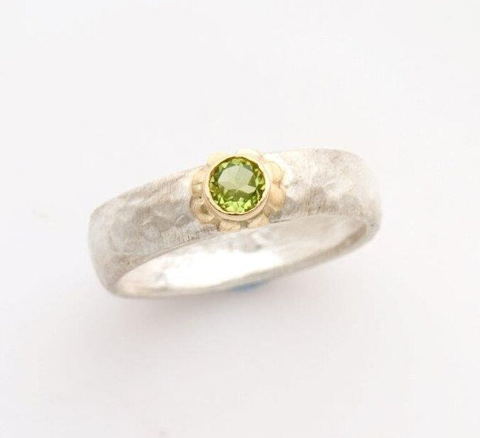 Mixed Metal Ring Natural Green Tourmaline Gemstone Two Tone 9k Gold &amp; 925 Sterling Silver Hammered Silver Ring Engagement Ring